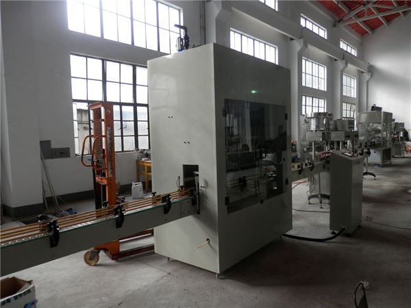 מילוי אקונומיקה אוטומטי בסין